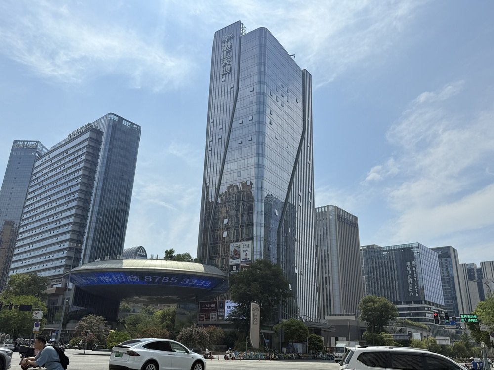 港汇国际中心外观图